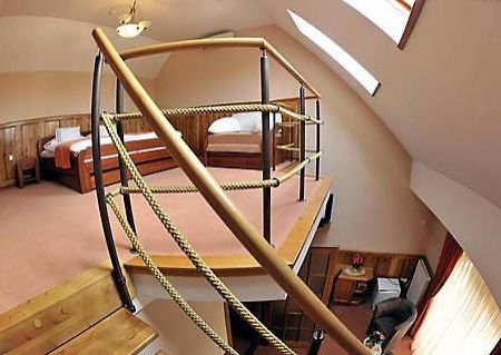 Trojka Hotel Es Panzio Szolnok Habitación foto